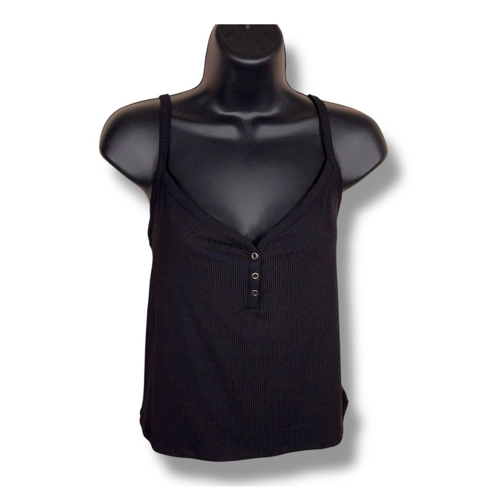NWT No Boundaries Size 21 Black Ribbed Tank Juniors Vneck Cropped Sleeveless